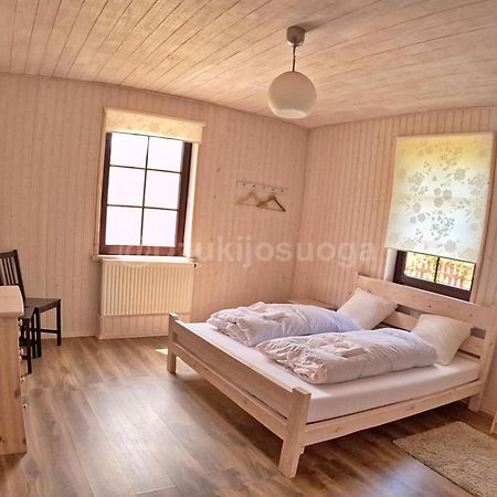Dzukijos Uoga Guest House Virsurodukis Ngoại thất bức ảnh